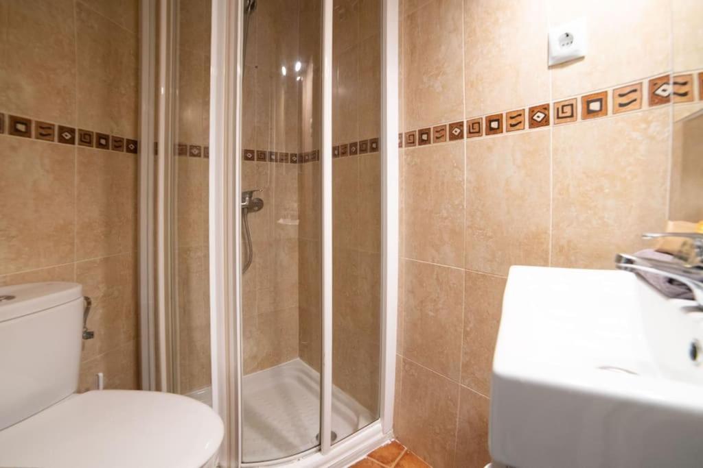 Cozy Apartment Plaza Espana I Renovated 3Br 2Bh Madrid Exterior foto